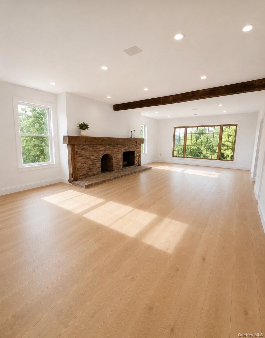 169 Greeves Road – photo 4