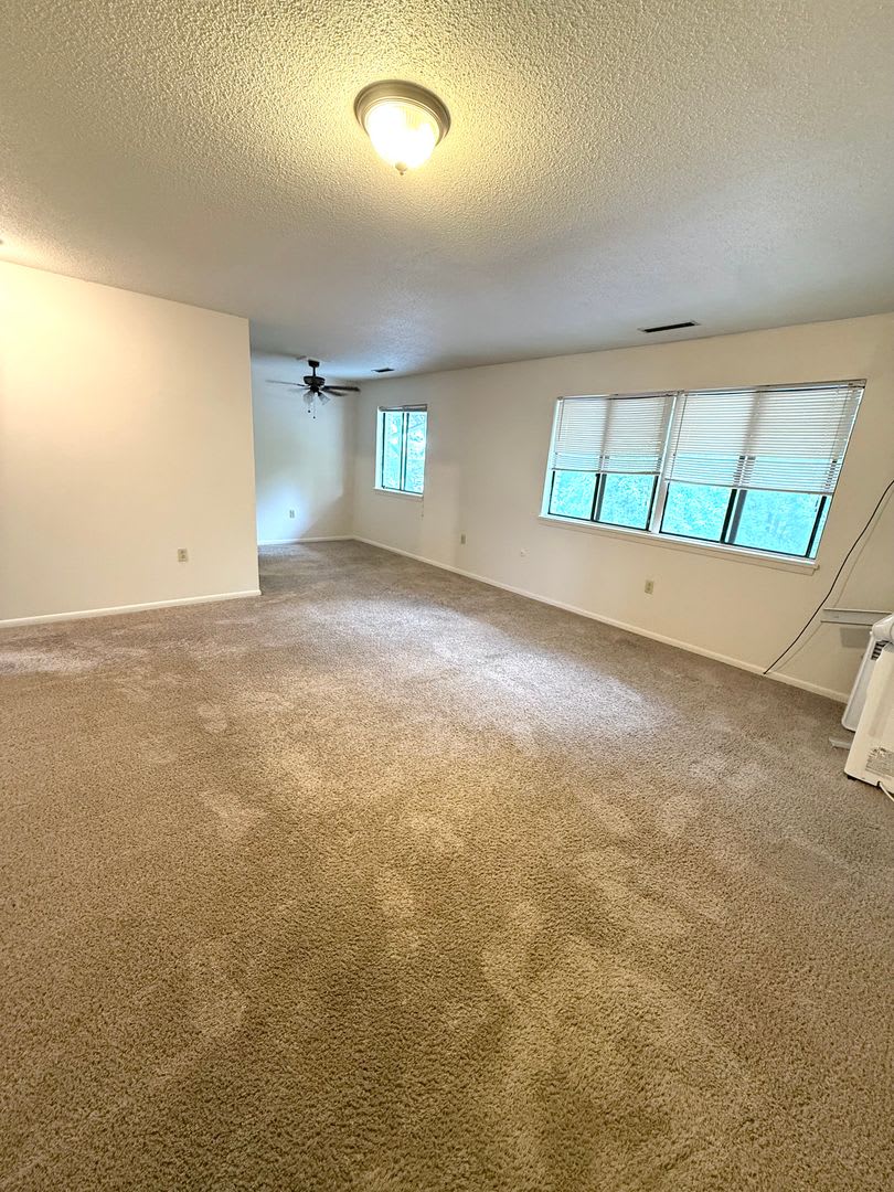 Two bedroom available in Millcreek – photo 1