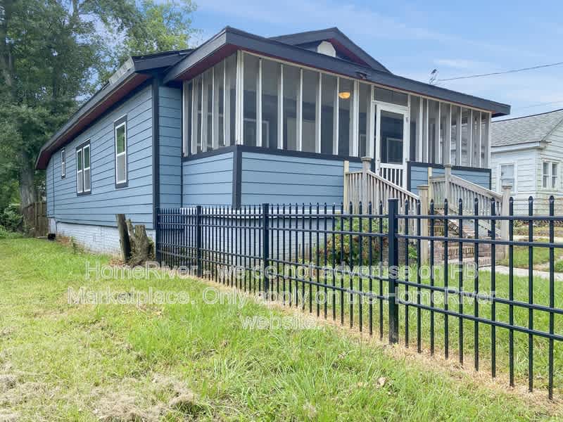 1919 Norwood St – photo 2