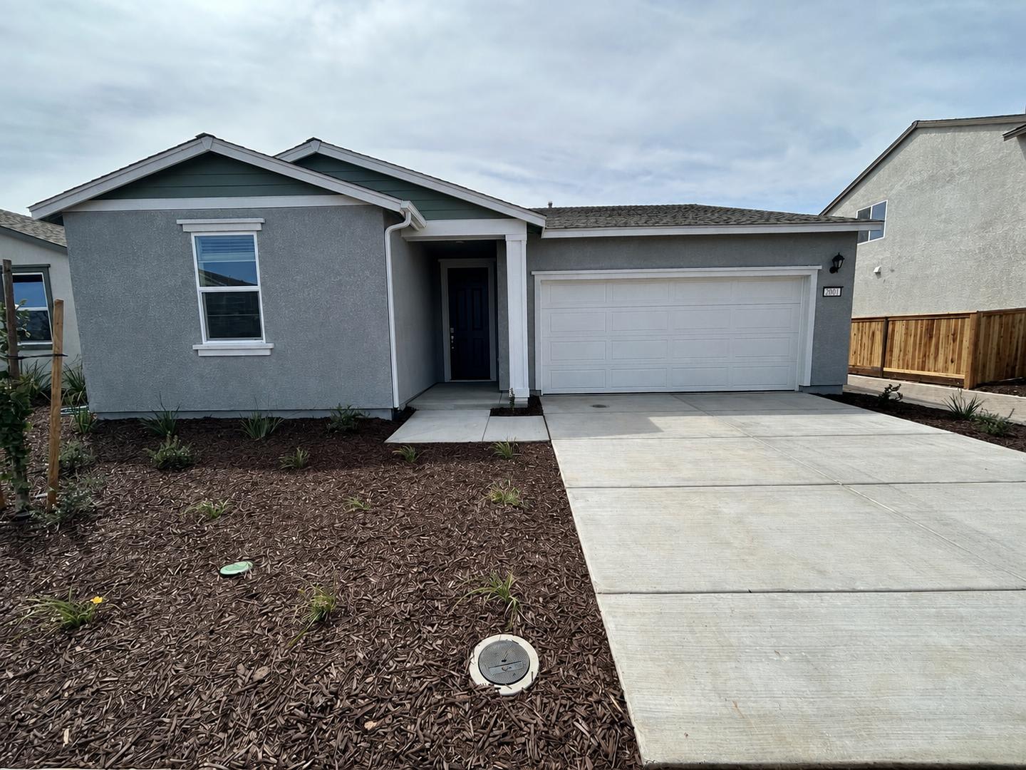 2001 Doug McCullough Ln – photo 1