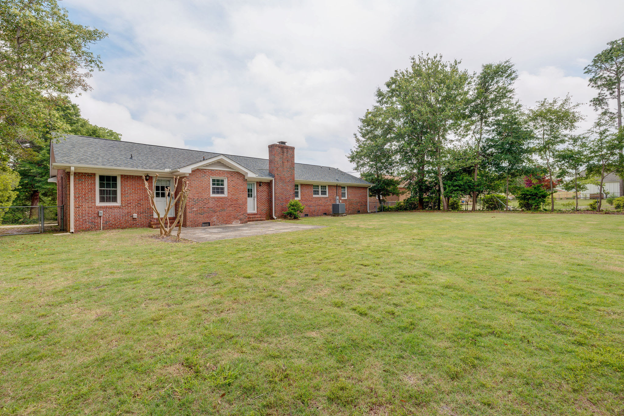 617 Windemere Road – photo 3
