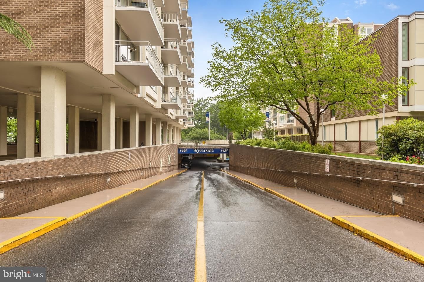 1435 4TH Street SW – photo 3