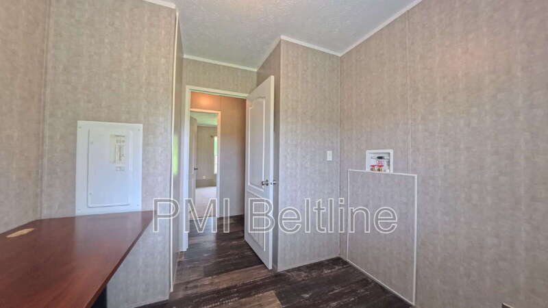166 Clonts Road – photo 5