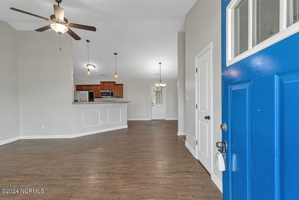 258 Breakwater Drive – photo 3