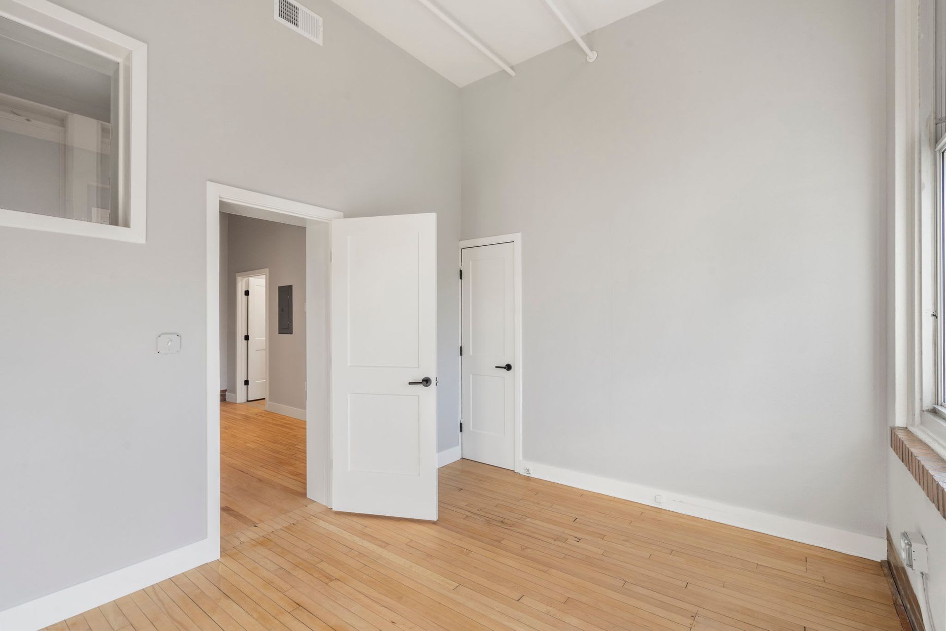 1409 North Washington Avenue – photo 4