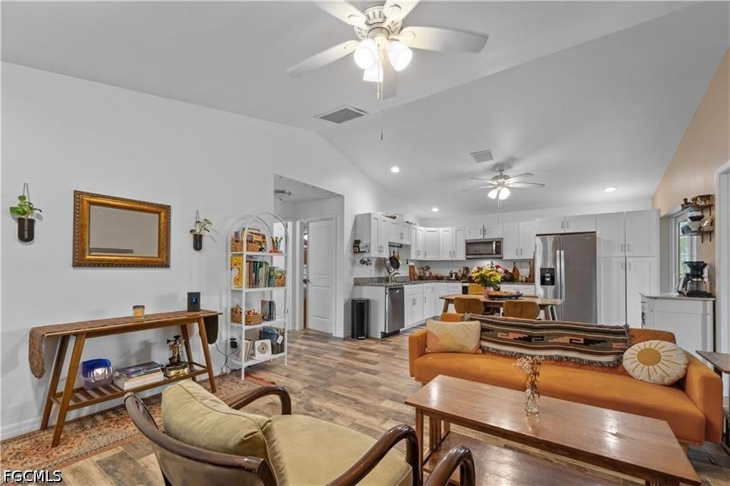 27433 Las Lomas Drive – photo 1