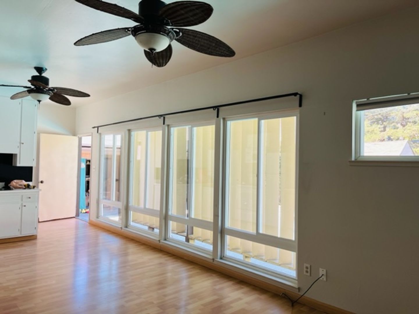 Adorable Studio In Upper Land Park – photo 1