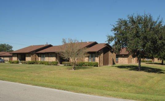 1753 East Henderson Rd. – photo 2