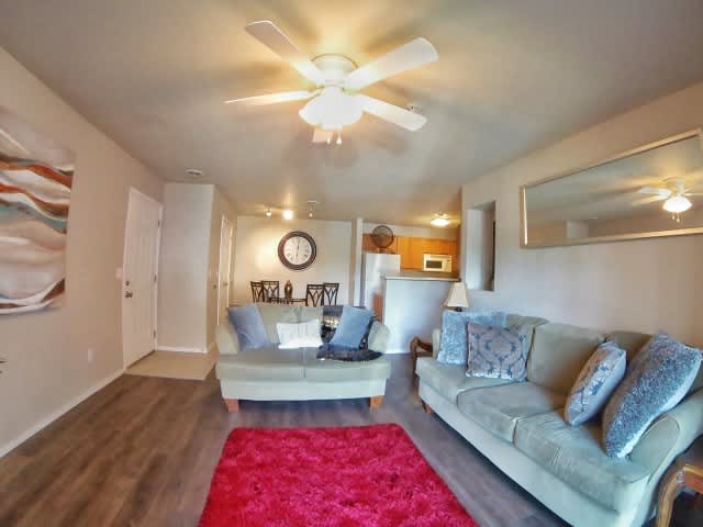 Tall Grass Apartments – photo 4
