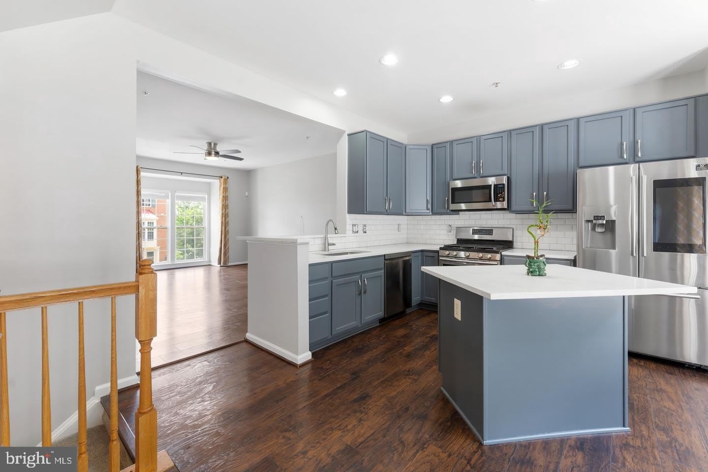 4004 Meadow Trail Lane – photo 3