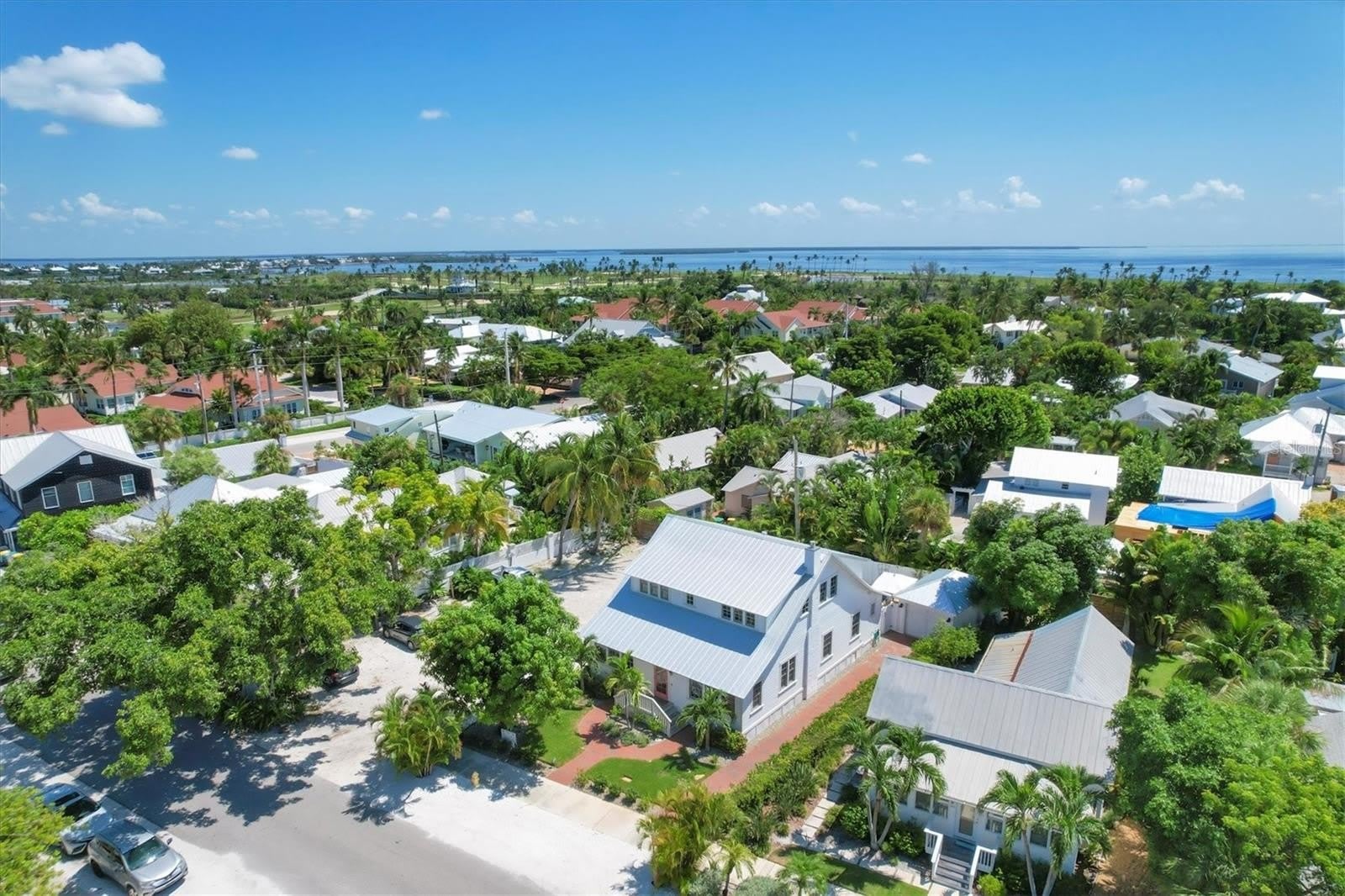 342 Palm Avenue – photo 3