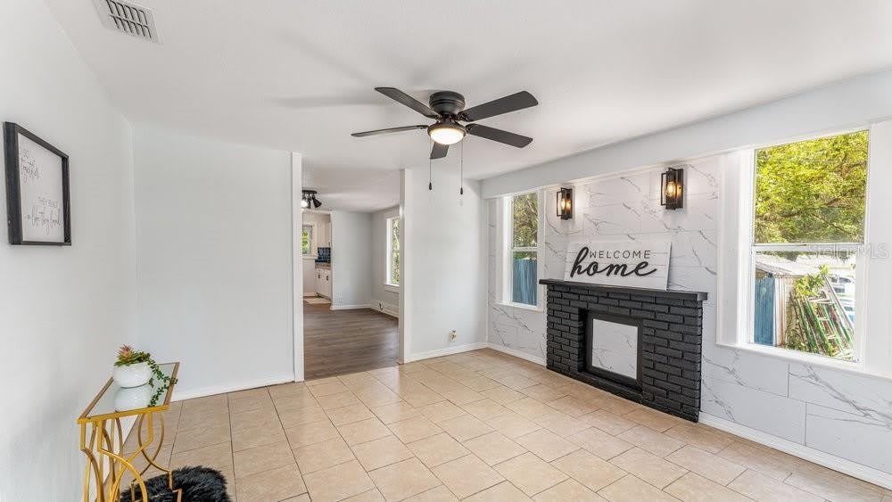 912 E CAROLINA AVE – photo 2