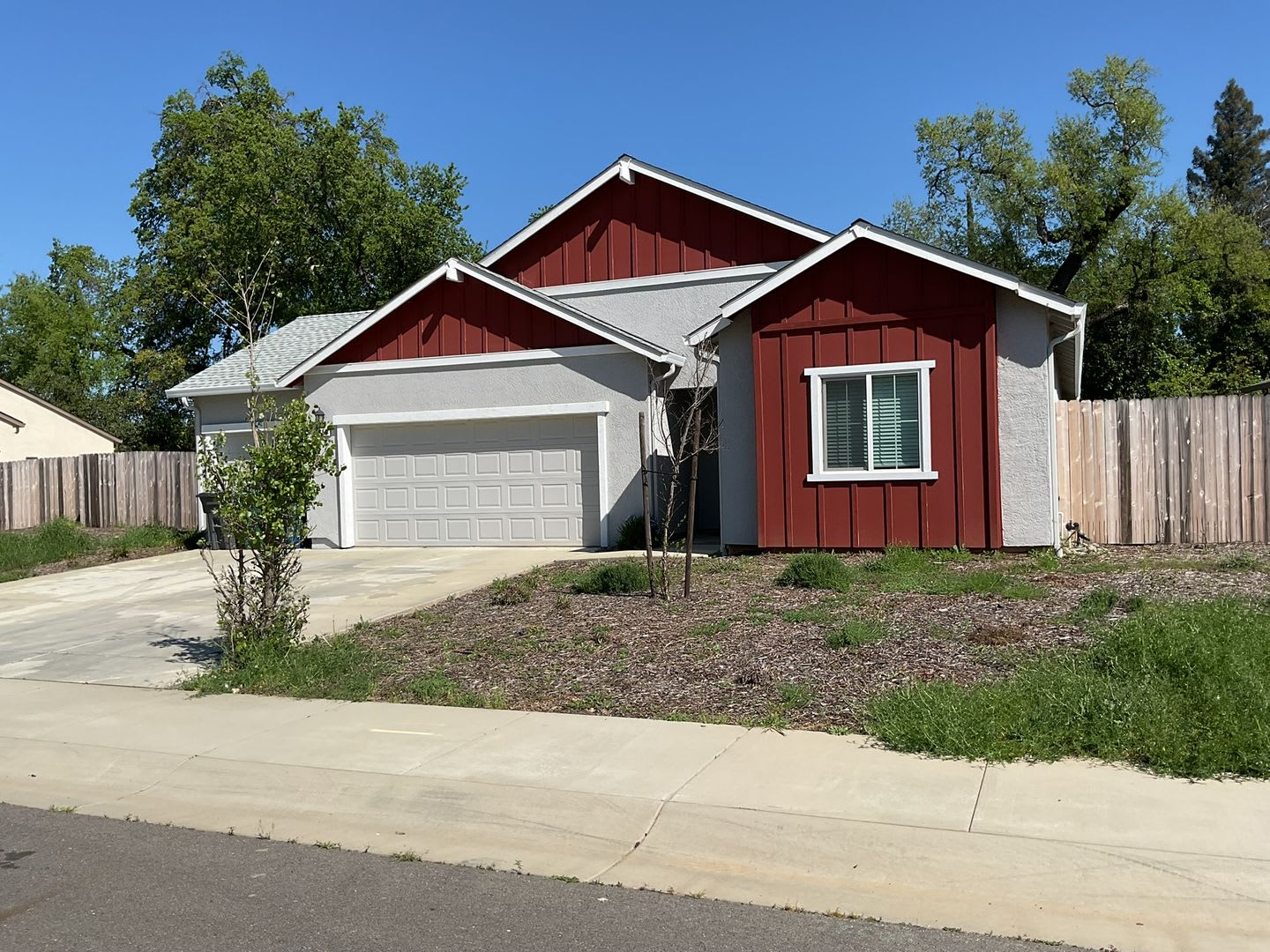 Newer Home in Established Subdivision!!! – photo 1