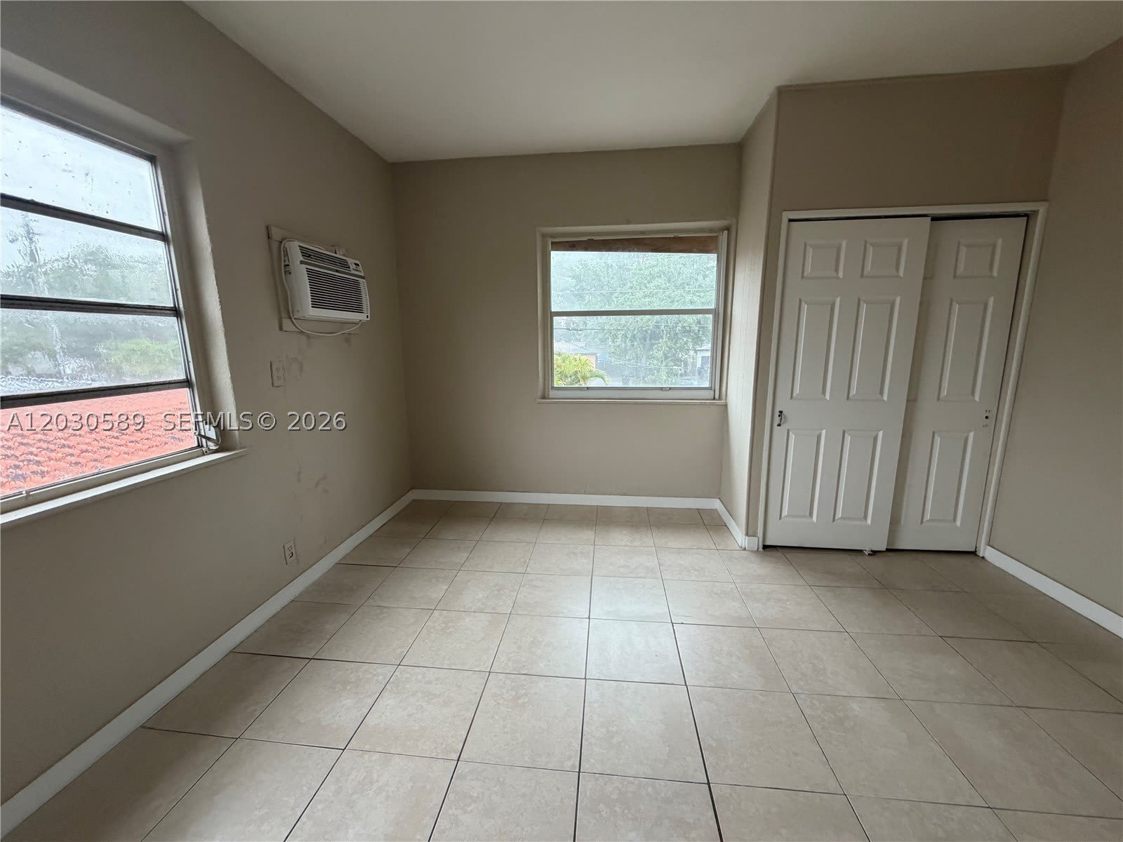 1422 NW 26th Ave – photo 3