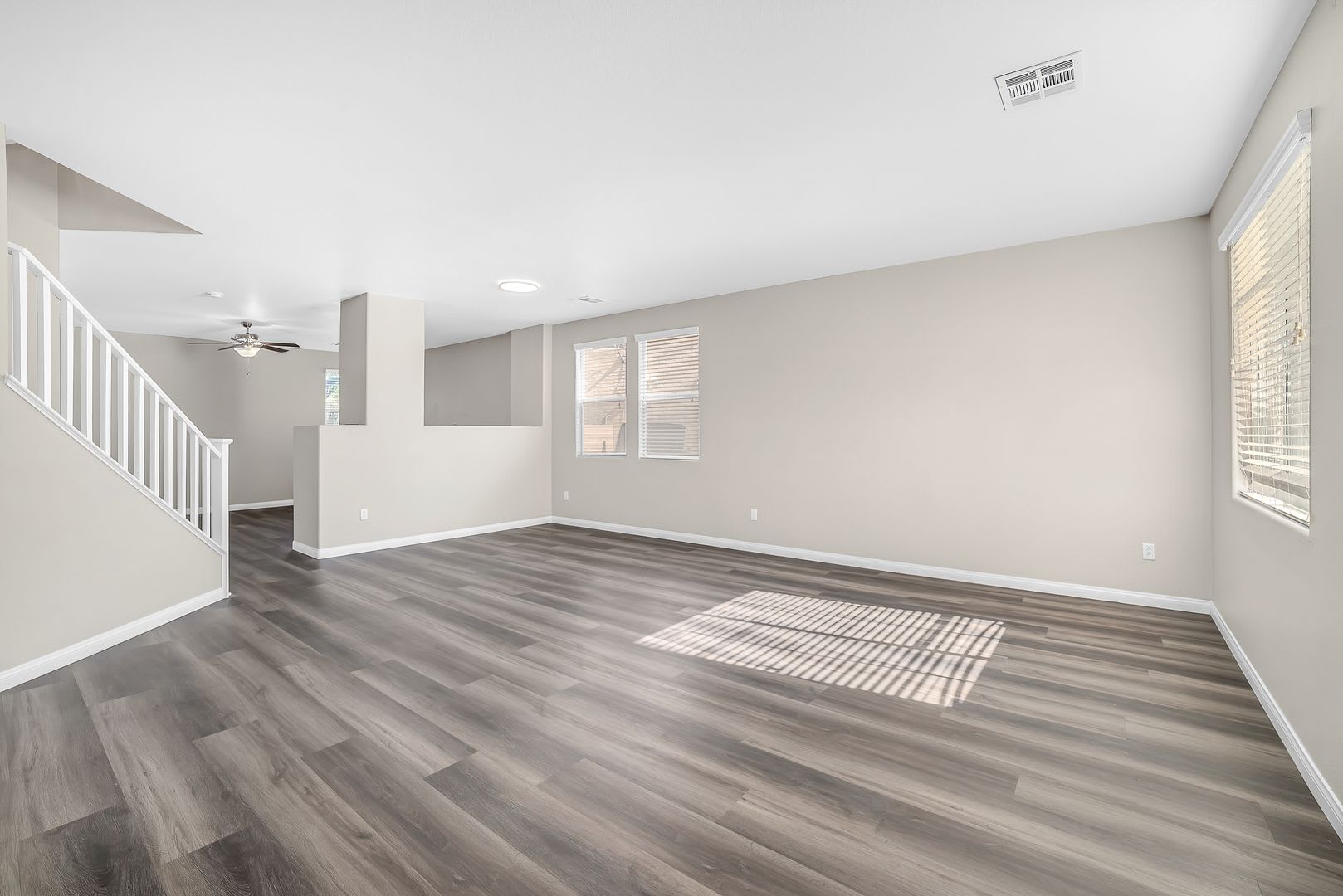 IMMACULATE 4 BED – photo 3