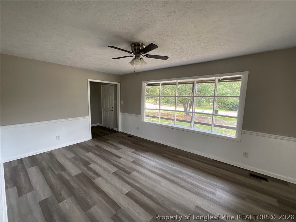 1365 Greenock Avenue – photo 3