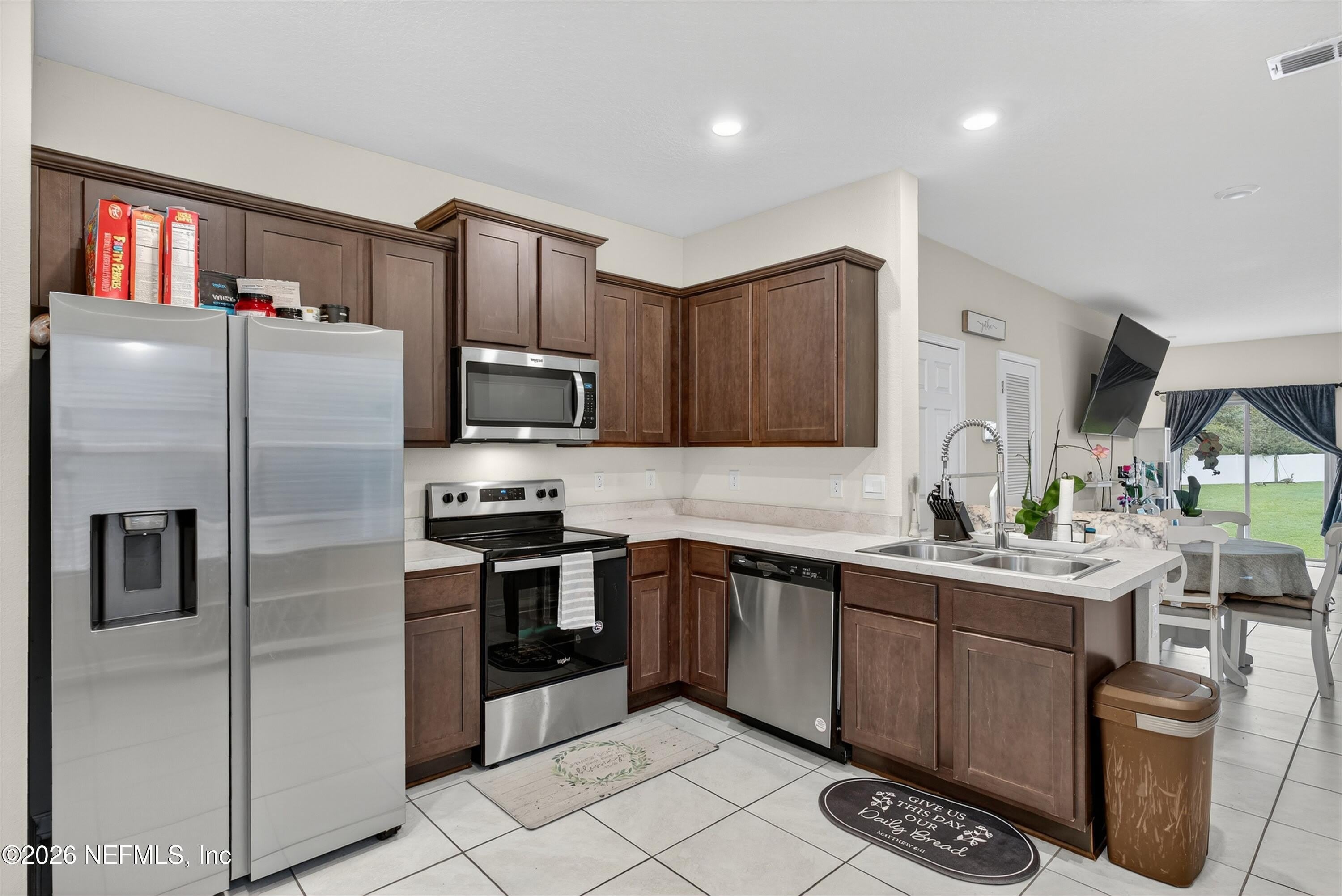 12784 VETERANS Court – photo 5
