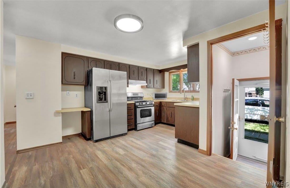 1 Emsworth Avenue – photo 5