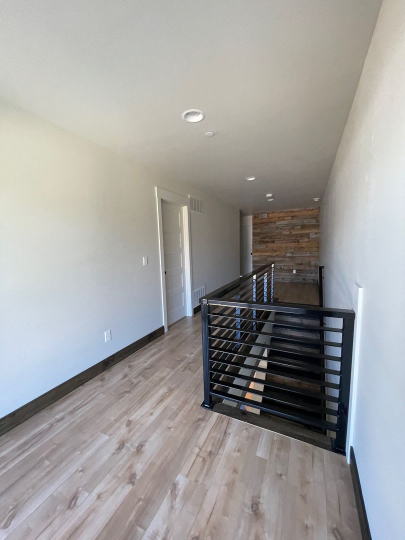Month-to-Month 3bed 2.5 bath Whitefish Townhouse for rent – photo 3