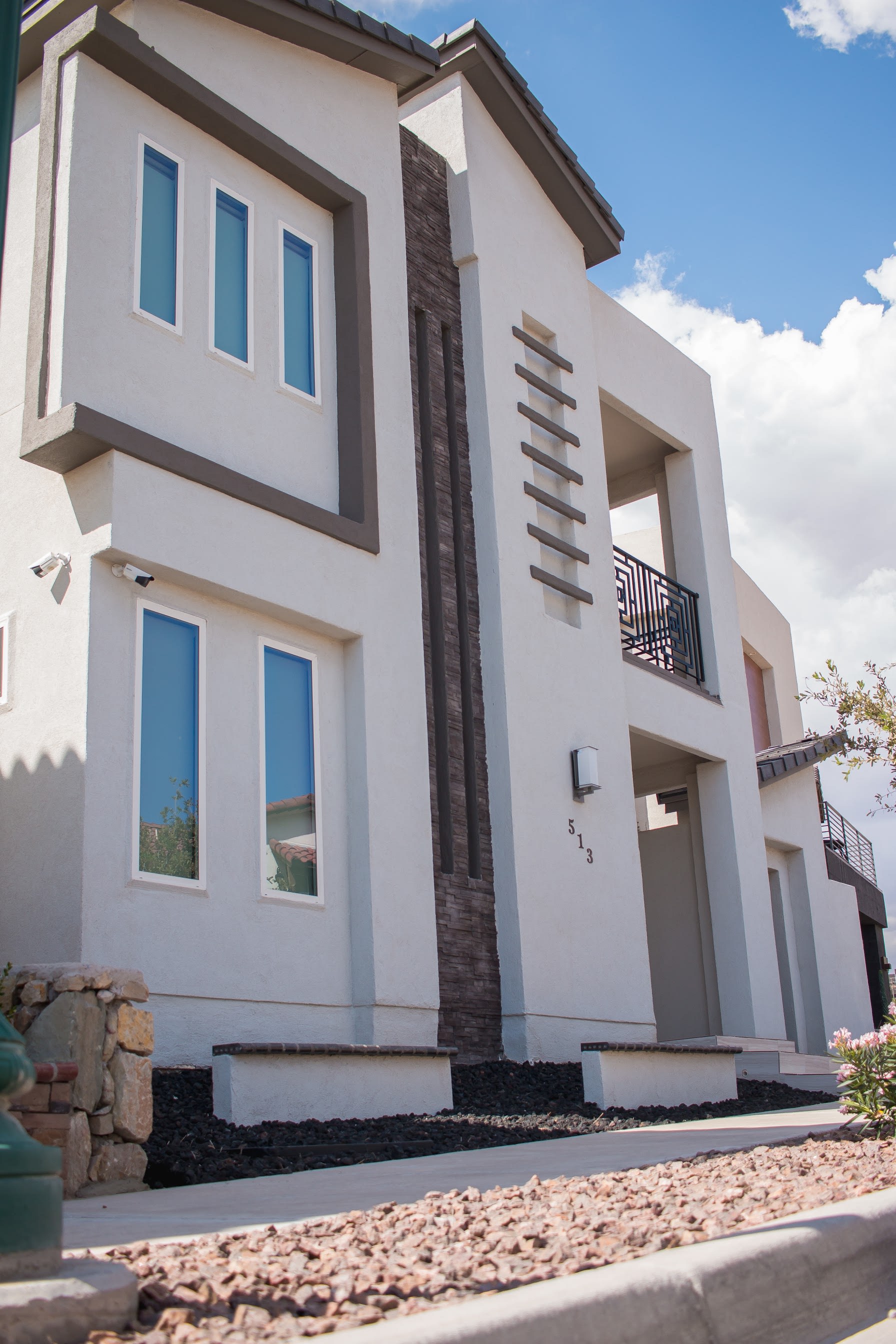 513 South Festival Drive – photo 2