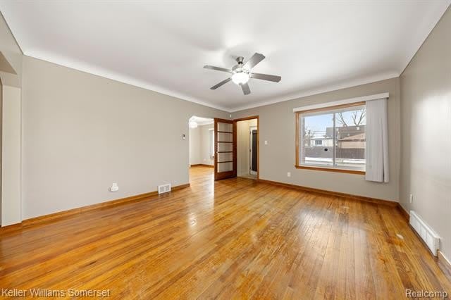 23250 FIRWOOD Avenue – photo 4