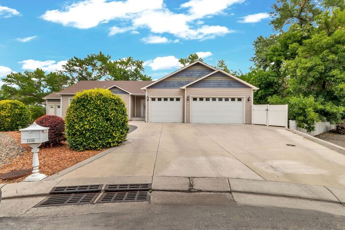 2245 Idella Court – photo 2