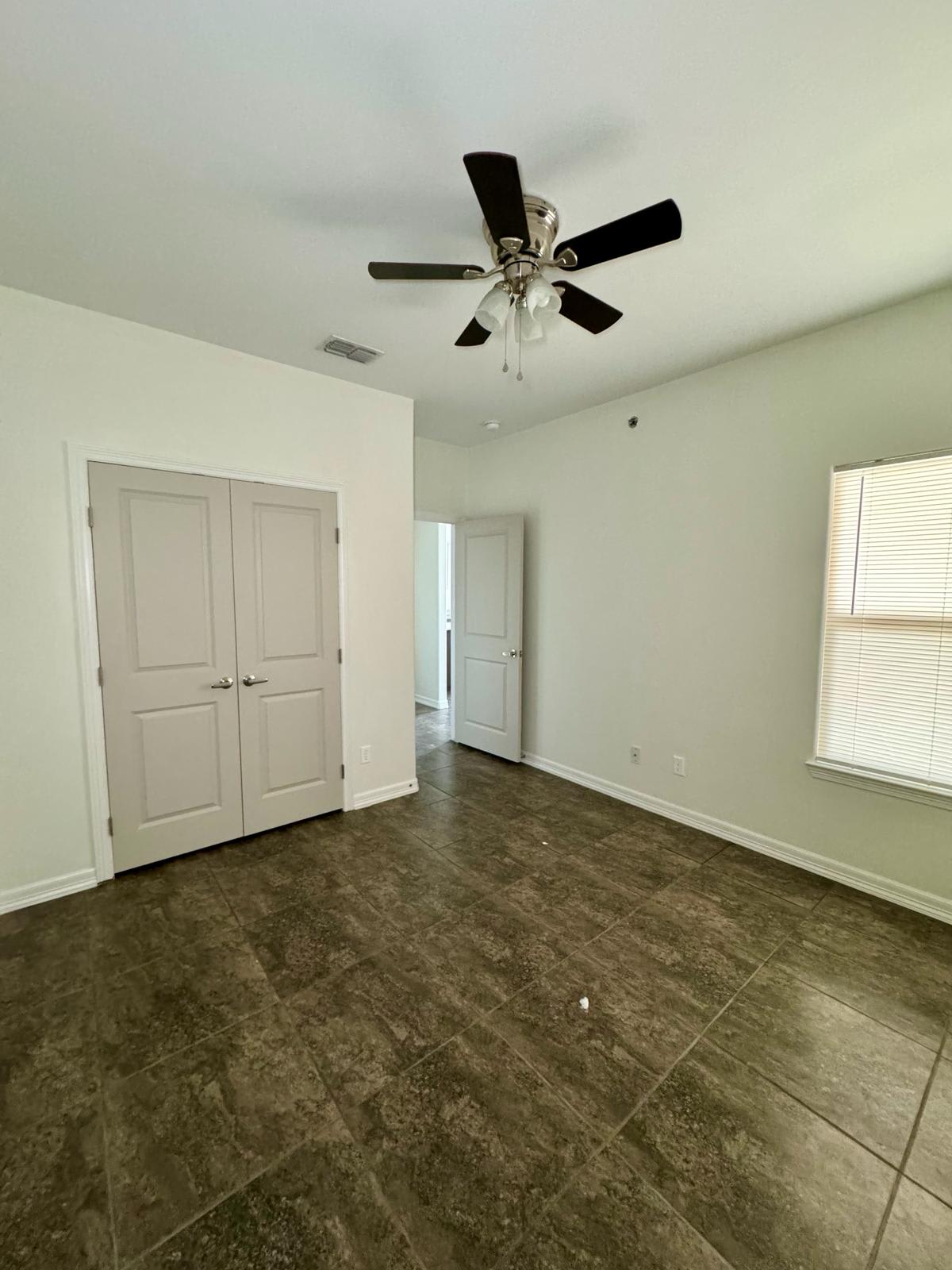 300 Sylvia Handy Drive – photo 5