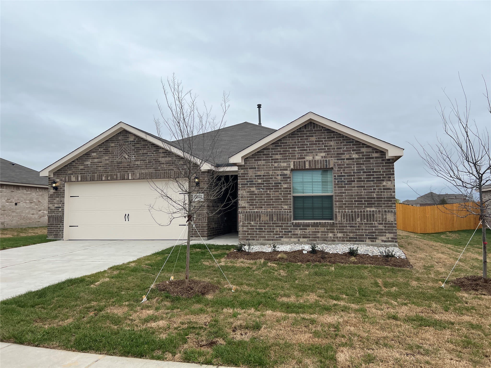 3086 Chillingham Drive – photo 2