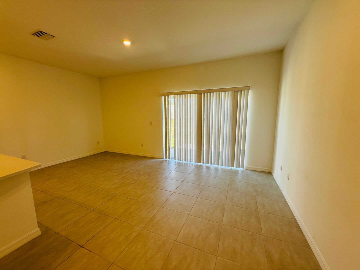 Townhome in The Townhomes of River Landing – photo 5