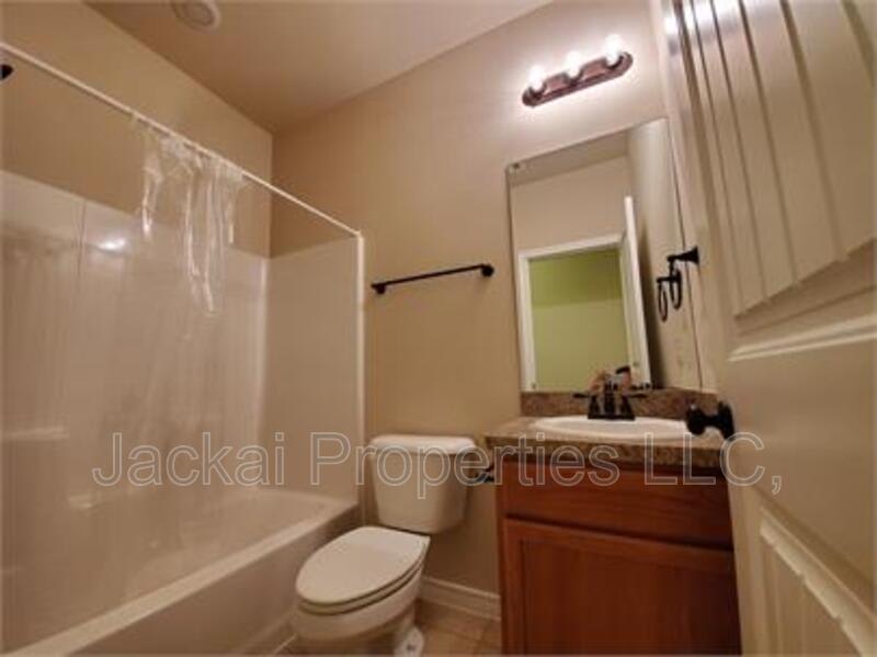 214 North Ricketts Street – photo 5