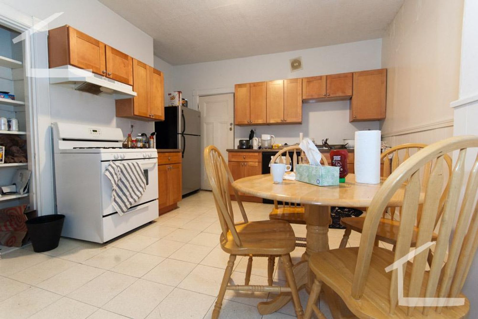 Nice 2 bed in Allston – photo 2