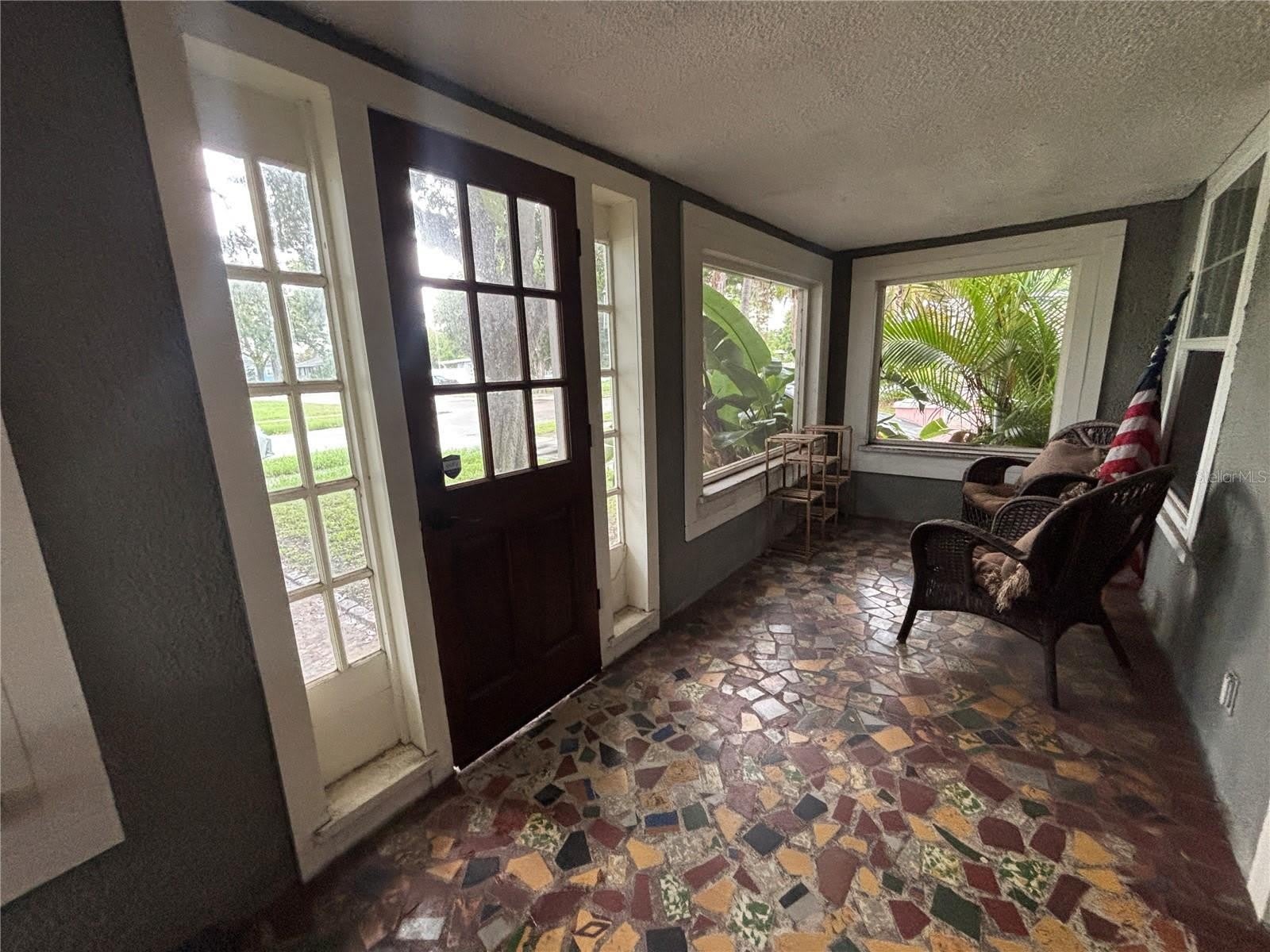 4748 7Th Avenue N – photo 3