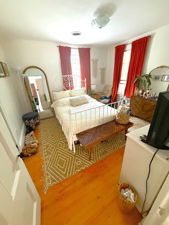632 E 7th – photo 5