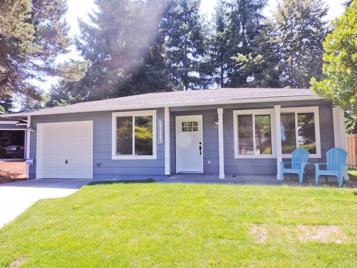 AVAILABLE NOW 3806 North Winnifred Street – photo 1