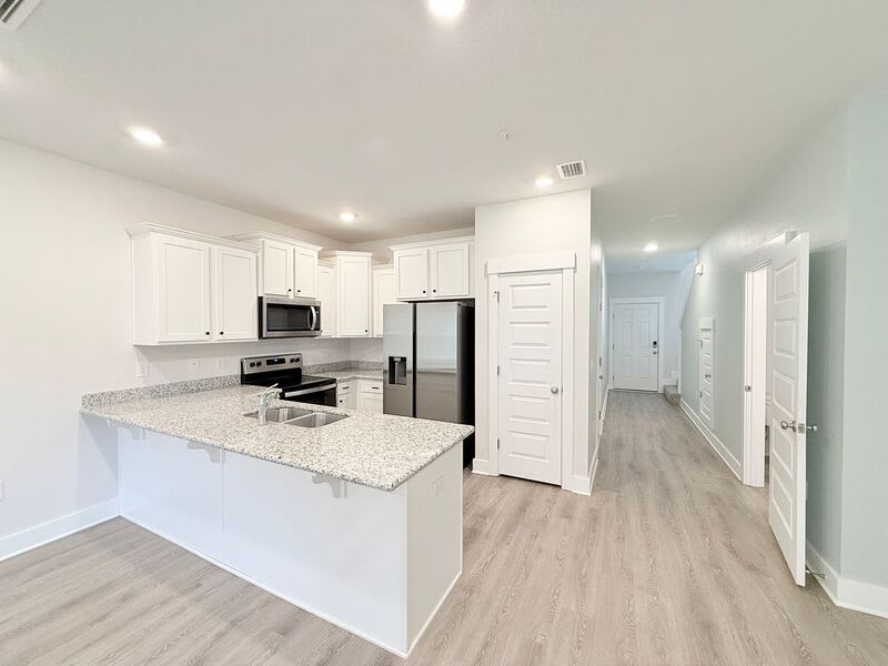 9620 Nature Creek Blvd – photo 4