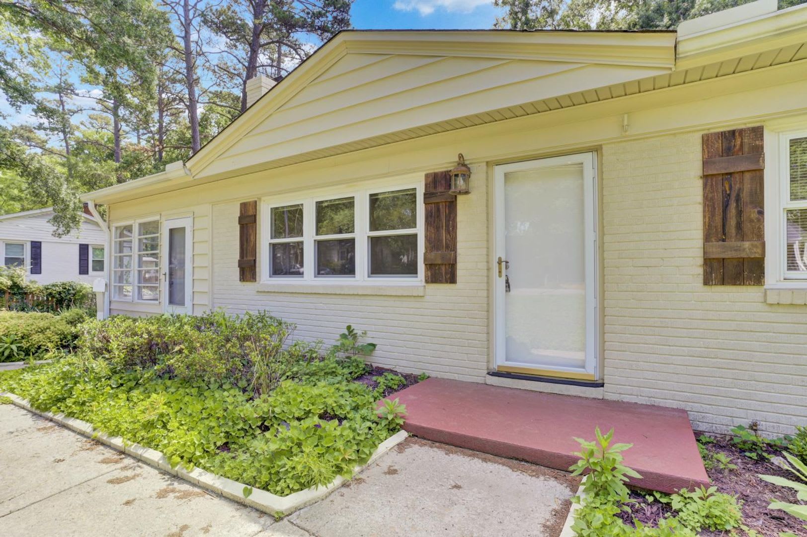 121 Marshdale Avenue SW – photo 4