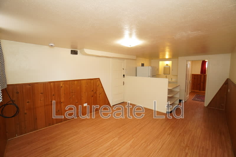 2425 Humboldt St – photo 5