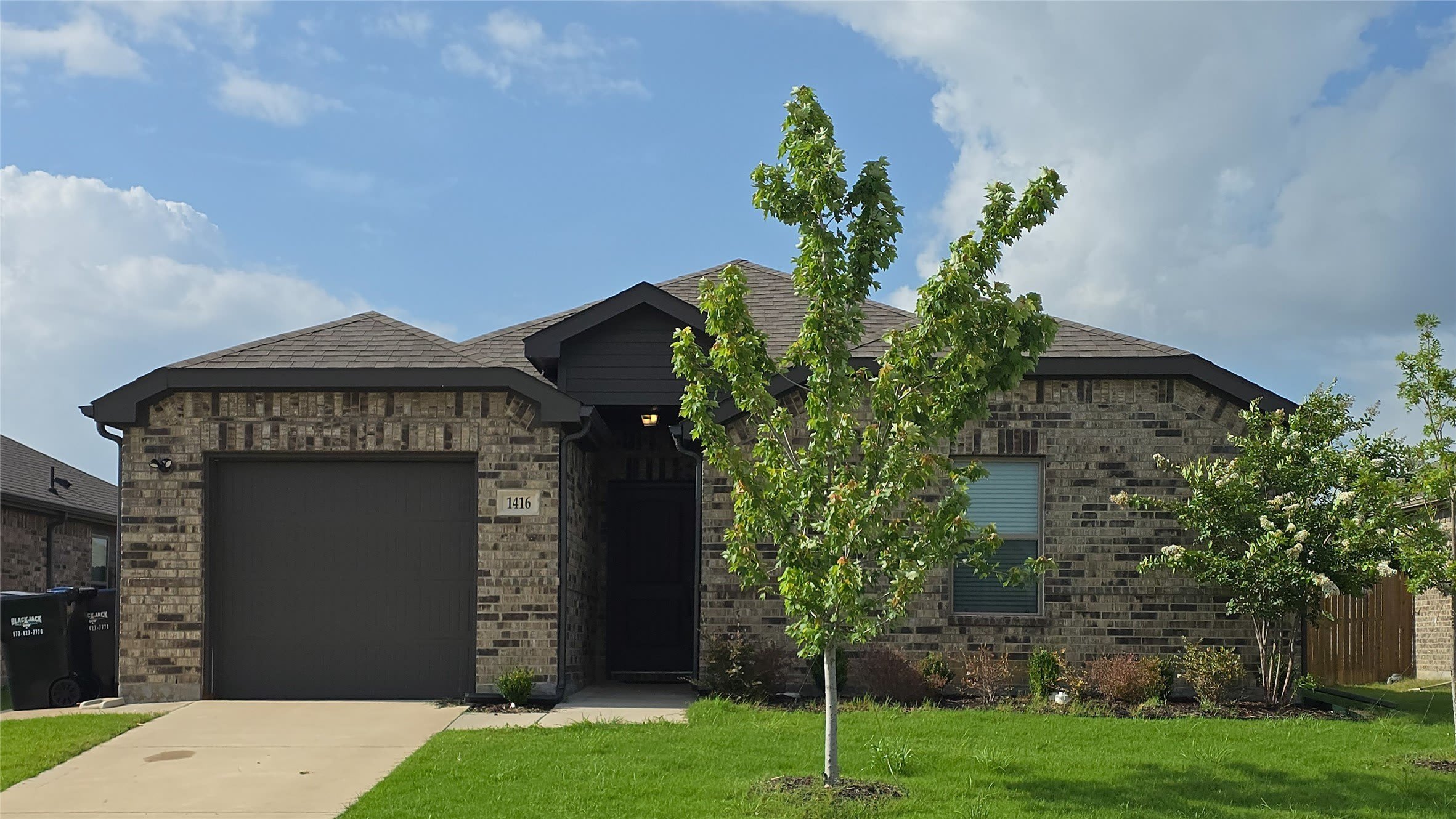 1416 Waverley Drive – photo 2