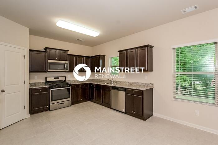 2268 Allman Drive – photo 4
