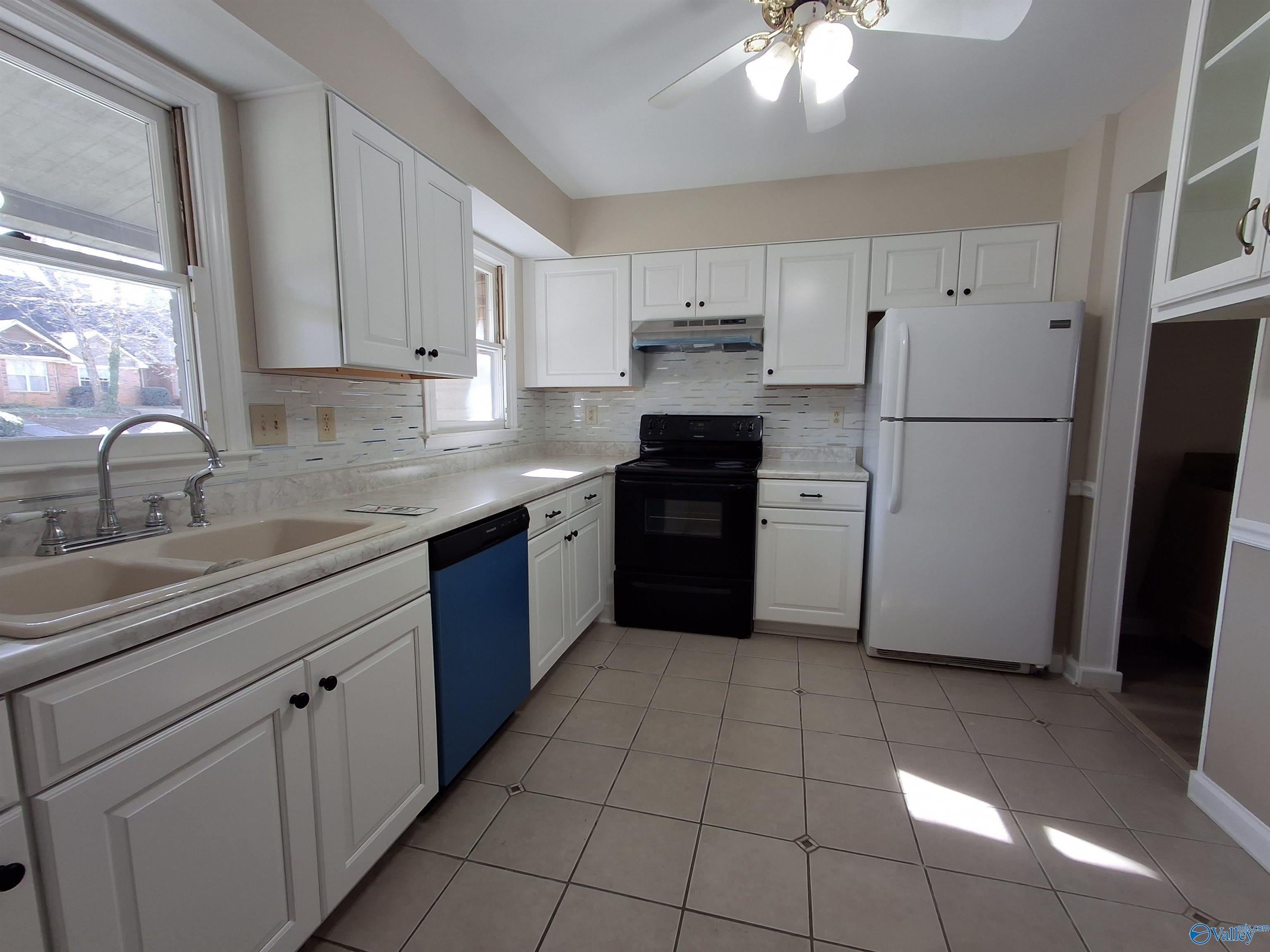 2712 SE Wynterhall Road – photo 4