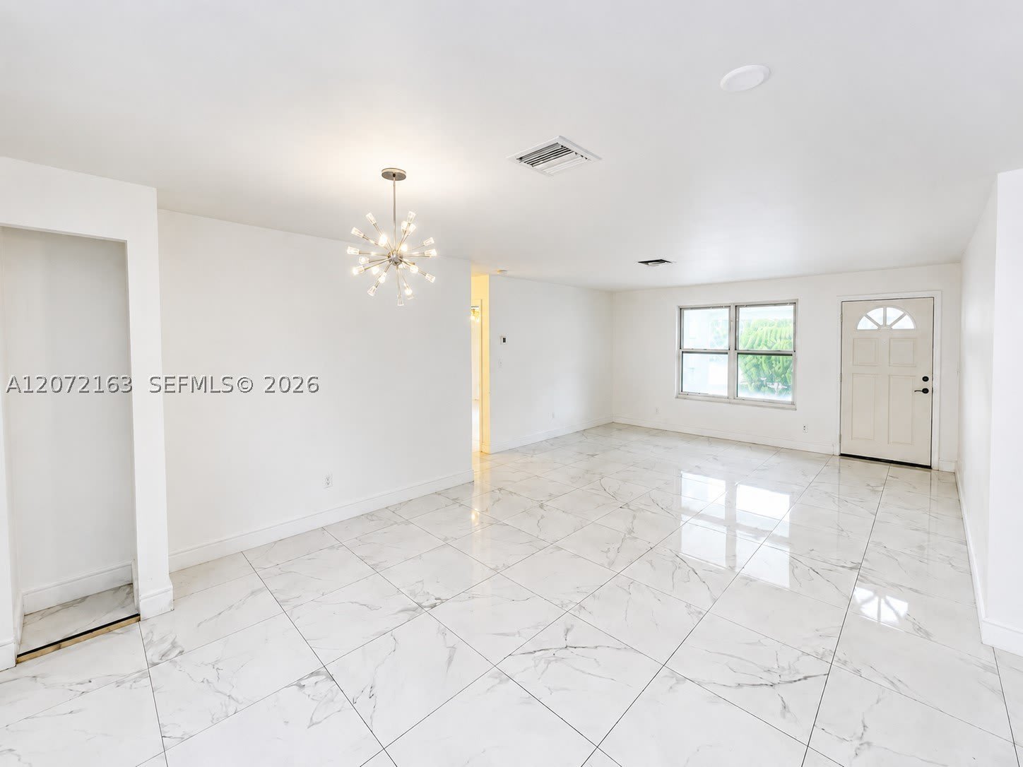 3051 SW 47th St – photo 3