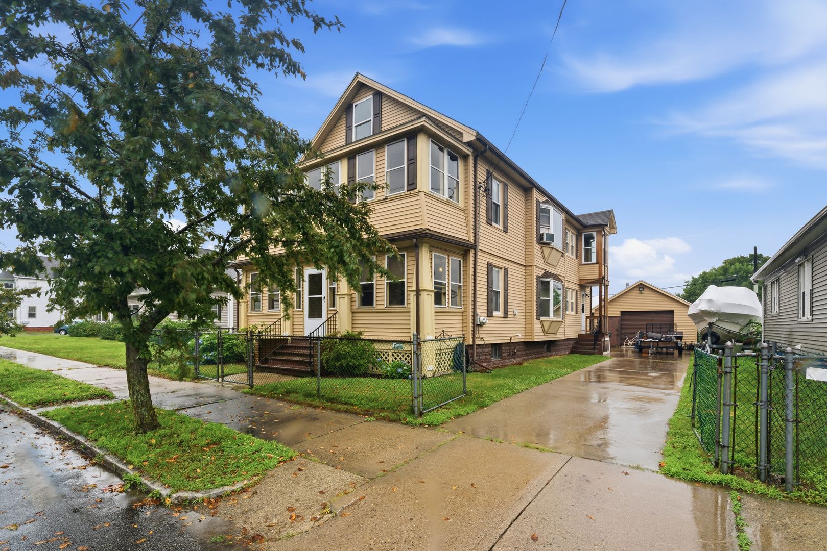 21-23 Colchester St – photo 1
