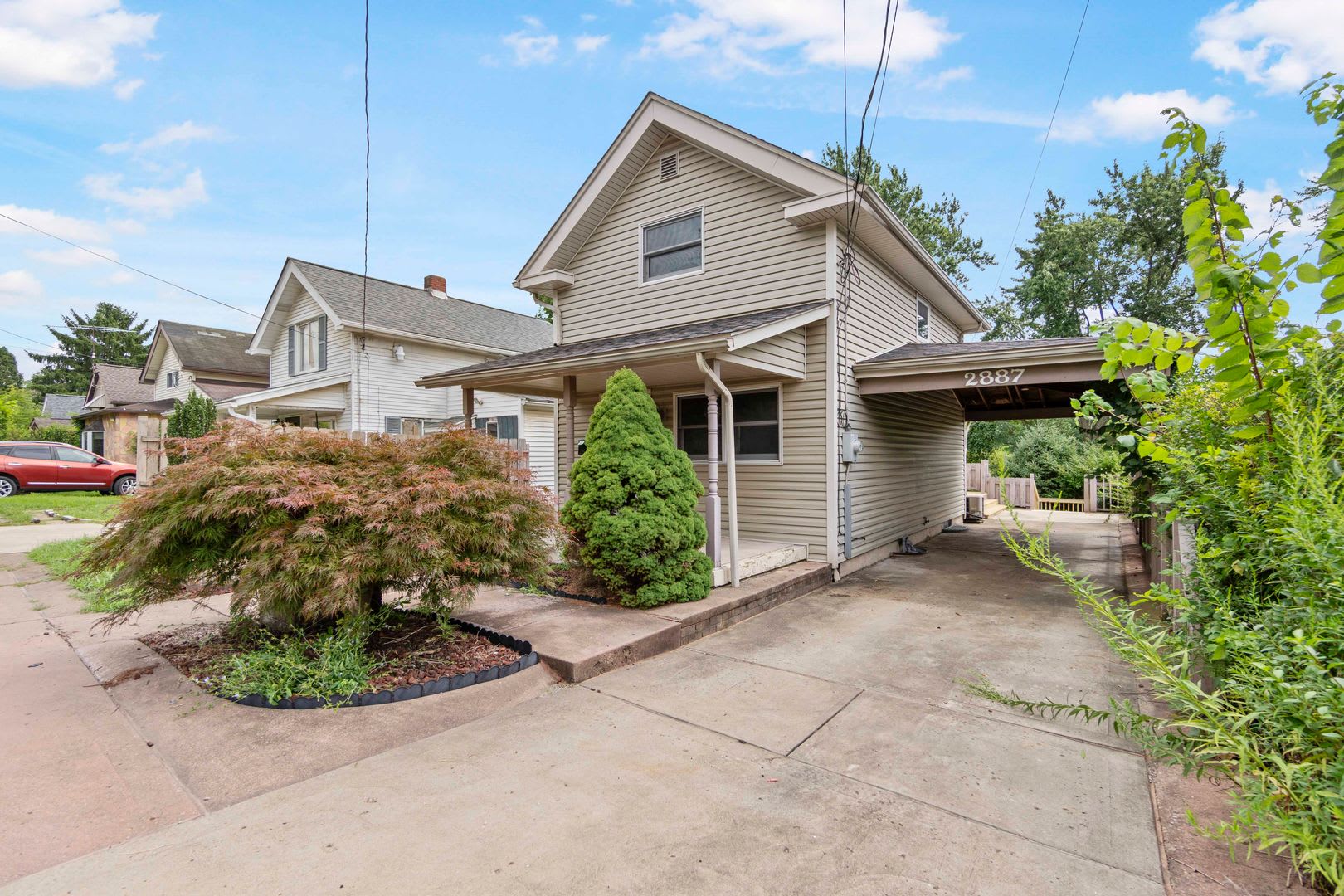 AVAILABLE NOW! Fully RENOVATED 2 bedroom in Bethel Park! – photo 2