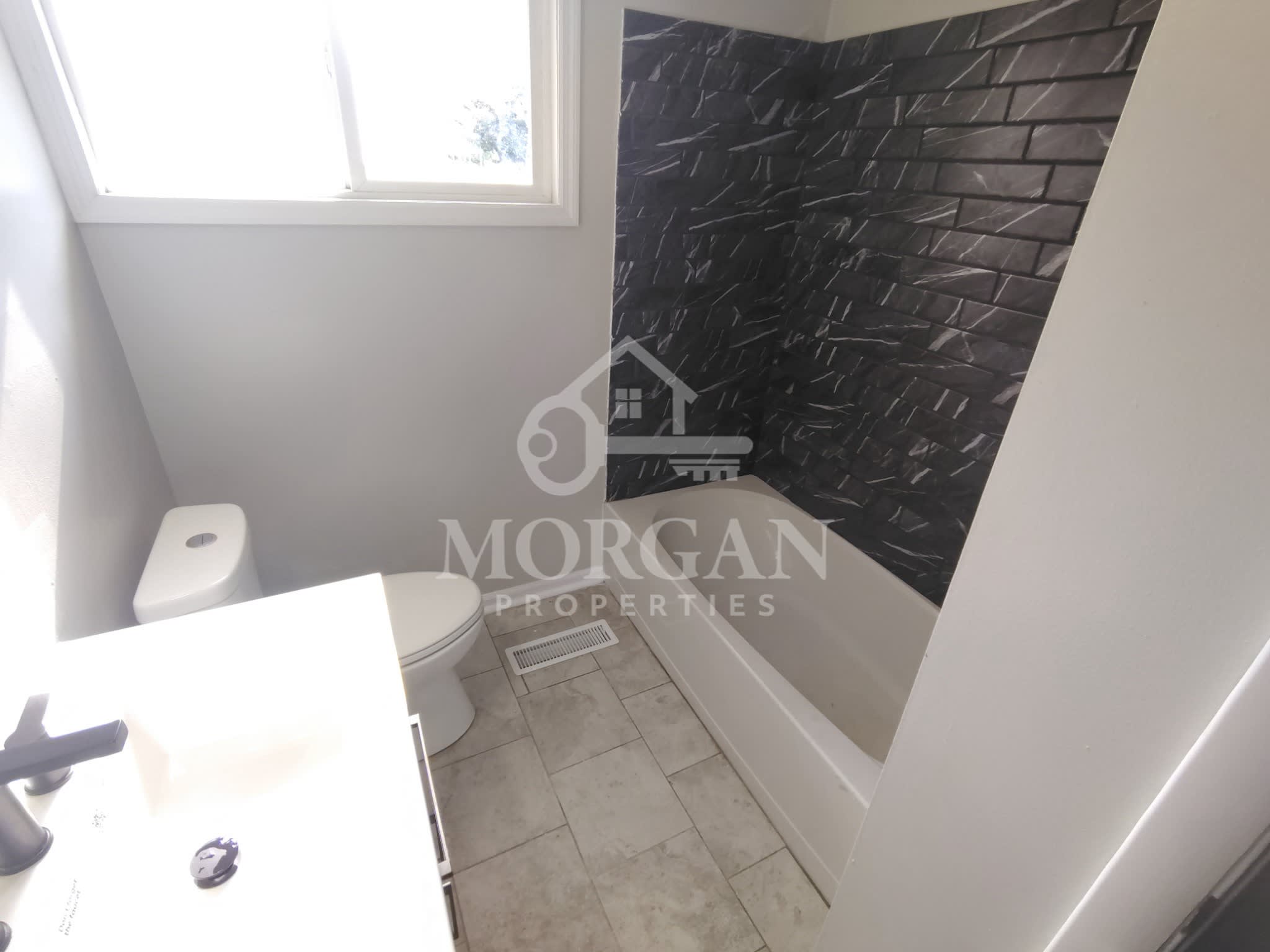 2717 Crystal Street – photo 4