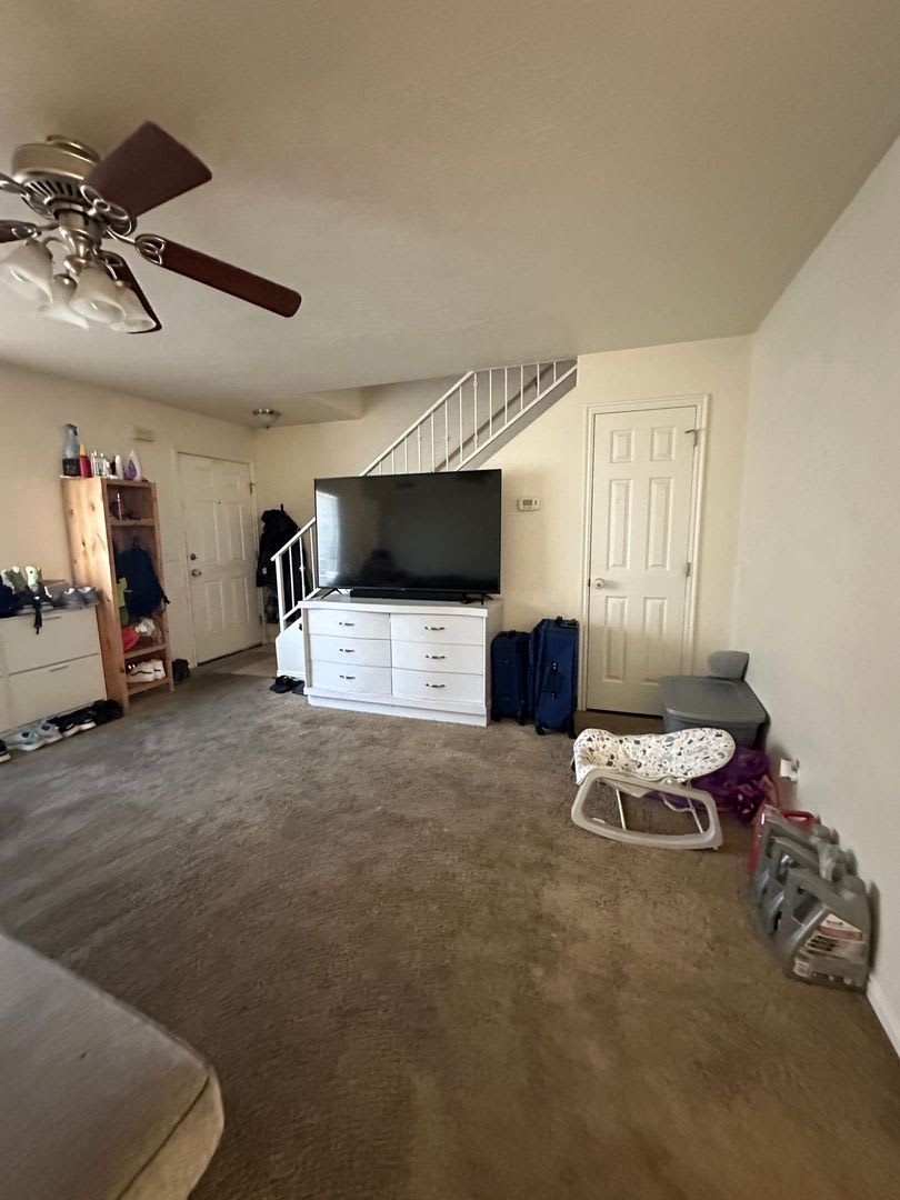 Charming Townhome – photo 3