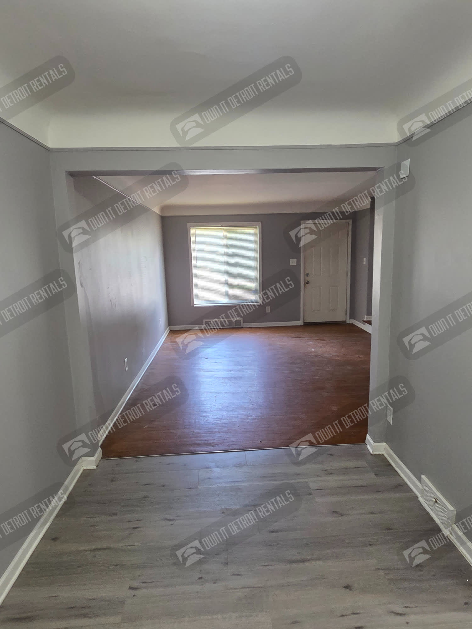 2944 Ewald Cir – photo 4