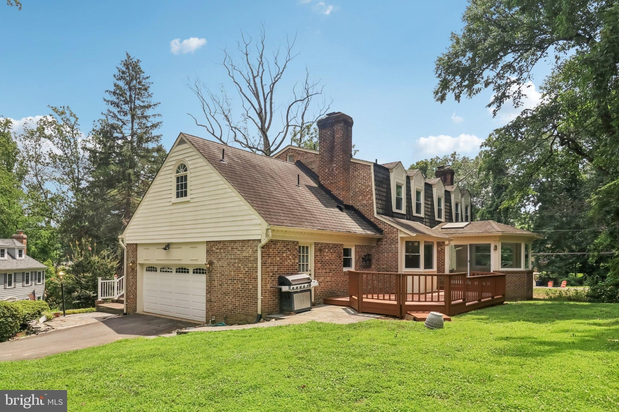 7518 OLD DOMINION Drive – photo 3