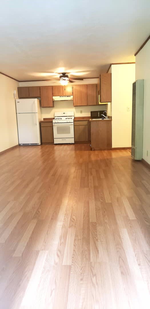 1 Bedroom Unit in the Trees – photo 3