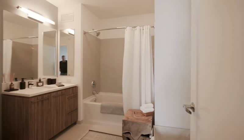 341 W Kinzie – photo 2
