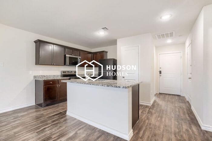 806 Walnut Avenue – photo 5